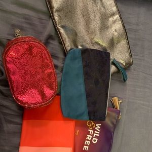 5 cosmetic bags (Ipsy, VS) all for 1 price